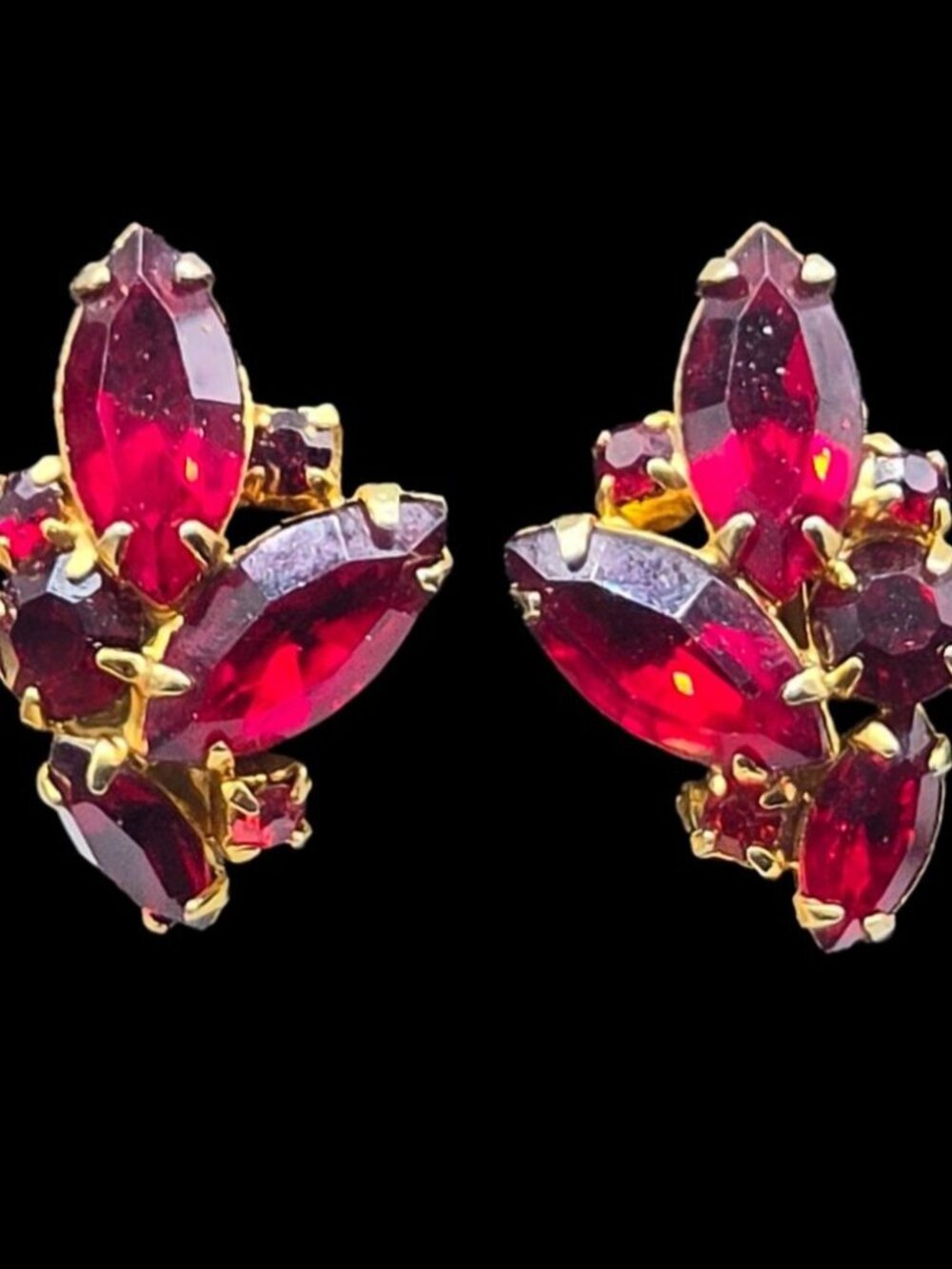 VTG Kramer of NY Ruby Red Rhinestone Cluster Clip On Earrings 1950s Mid Century